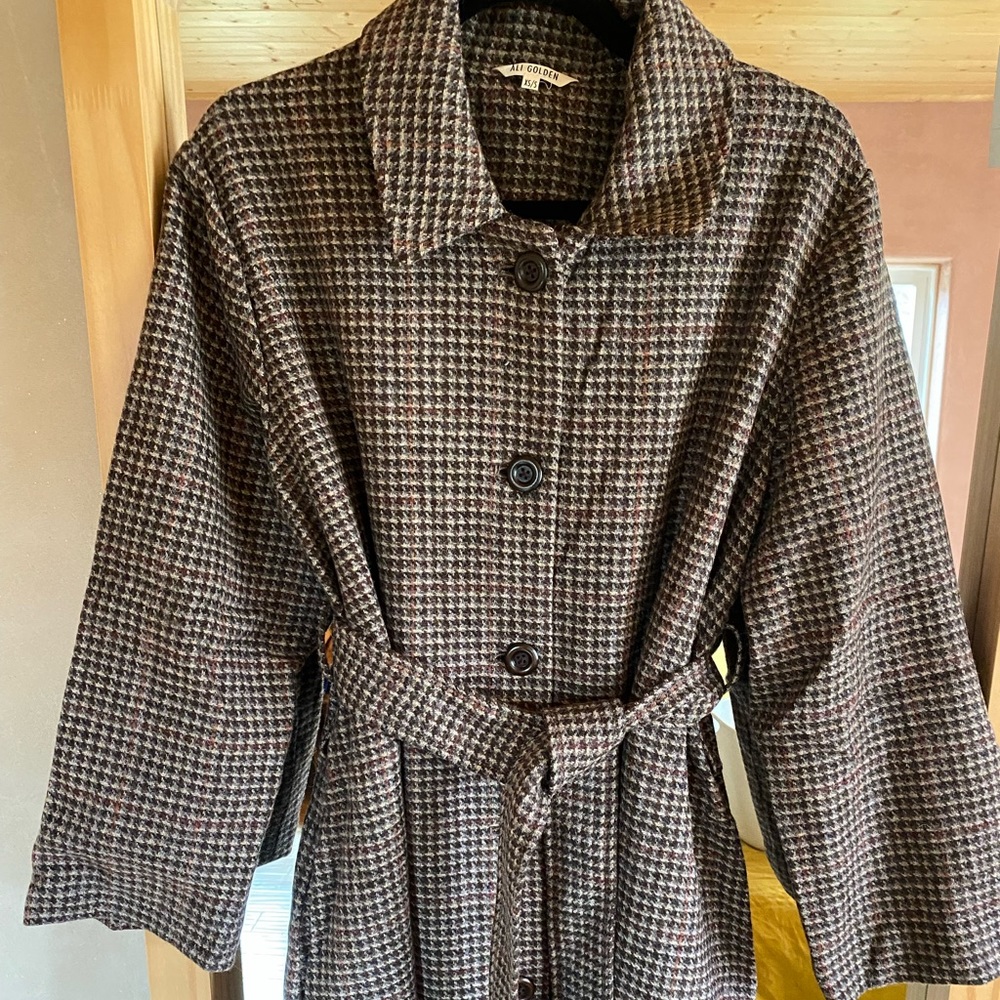 Ali Golden Wool Trenchcoat